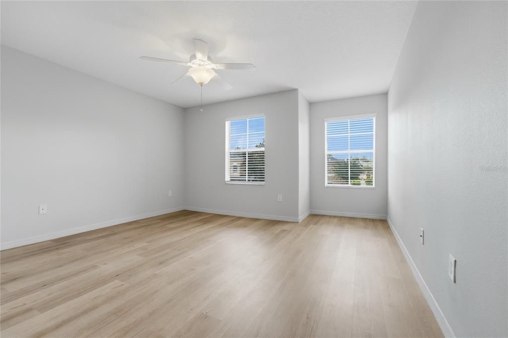For Sale: $229,000 (2 beds, 2 baths, 1564 Square Feet)