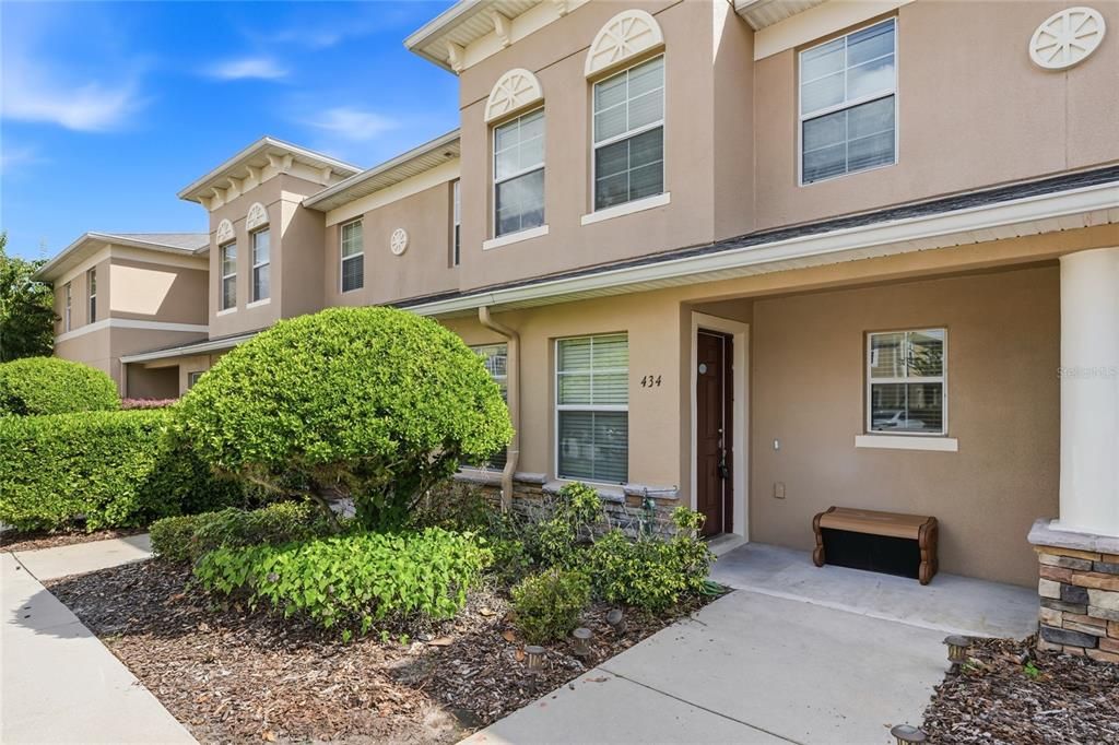 For Sale: $229,000 (2 beds, 2 baths, 1564 Square Feet)