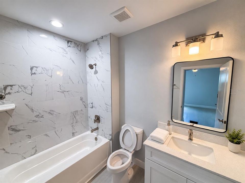 En Venta: $504,000 (6 camas, 0 baños, 2324 Pies cuadrados)