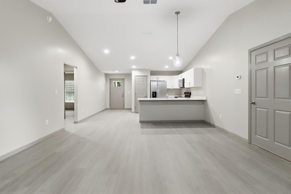 For Sale: $449,900 (4 beds, 0 baths, 2068 Square Feet)
