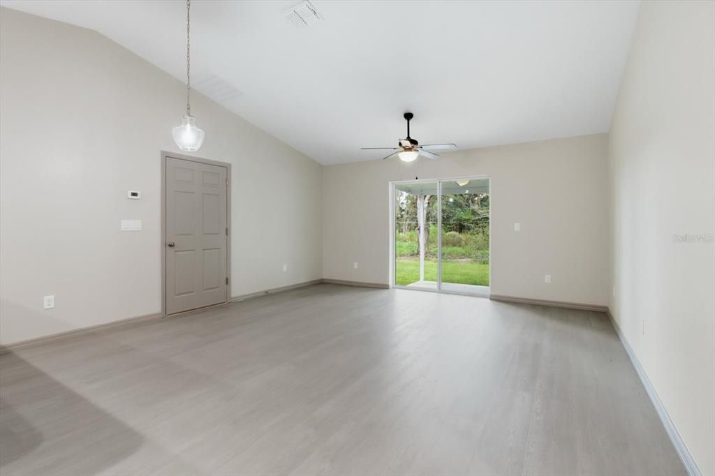 For Sale: $449,900 (4 beds, 0 baths, 2068 Square Feet)
