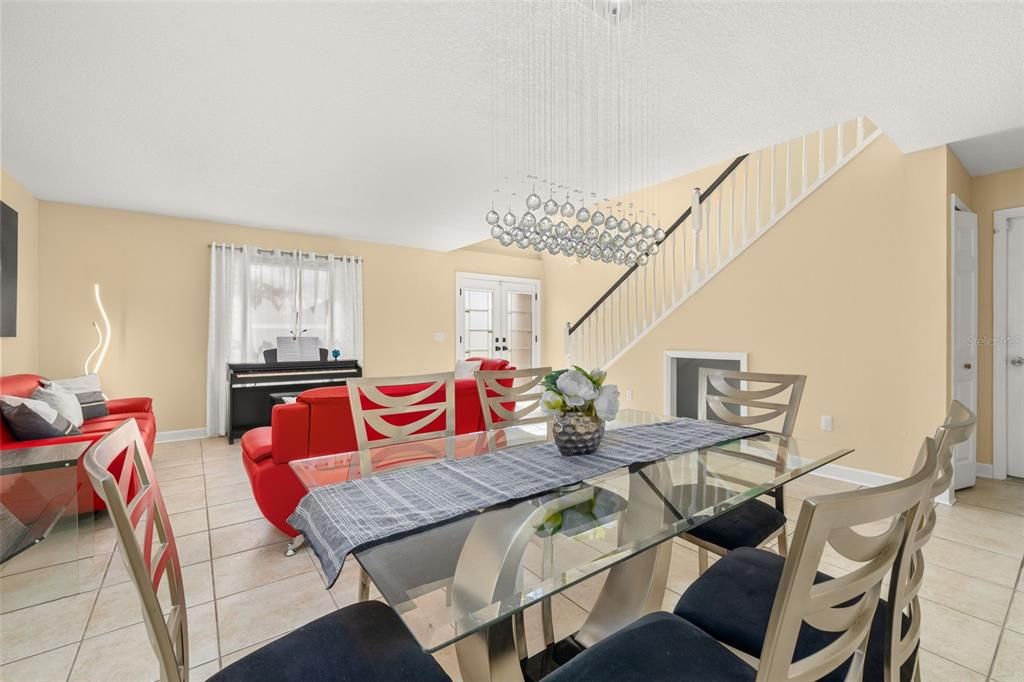 En Venta: $420,000 (4 camas, 3 baños, 2948 Pies cuadrados)
