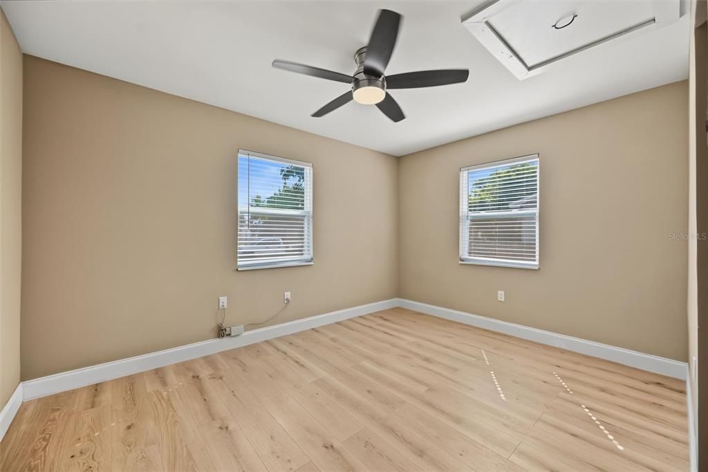 En Venta: $269,000 (3 camas, 2 baños, 847 Pies cuadrados)