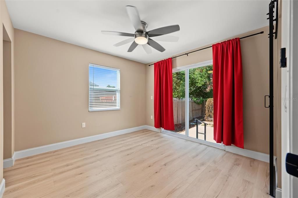 En Venta: $269,000 (3 camas, 2 baños, 847 Pies cuadrados)