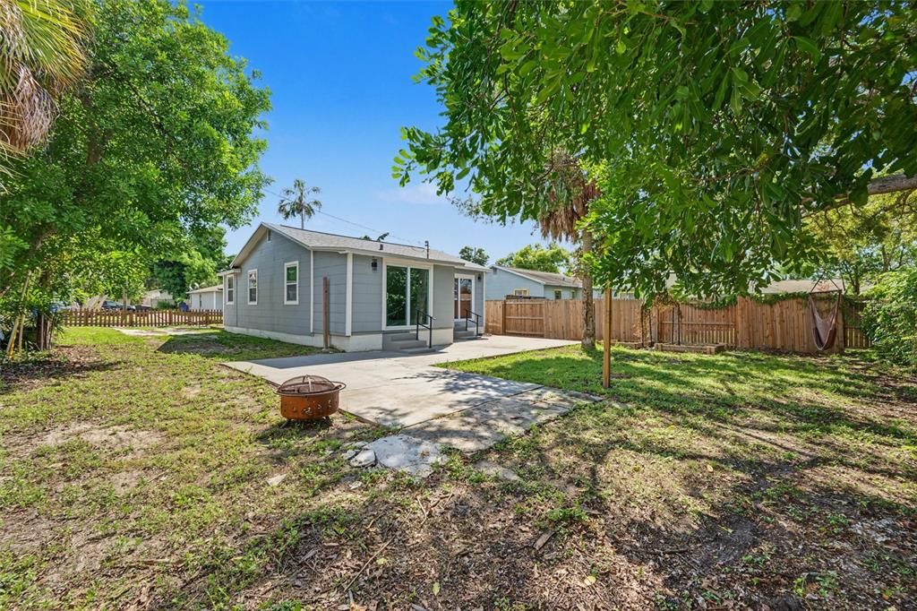 En Venta: $269,000 (3 camas, 2 baños, 847 Pies cuadrados)