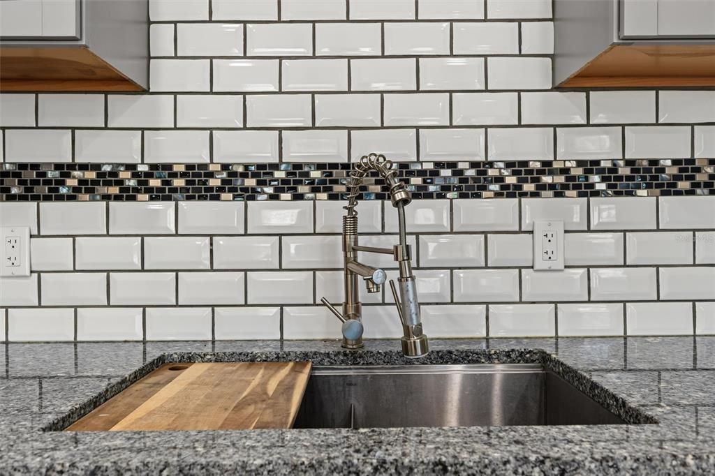 En Venta: $269,000 (3 camas, 2 baños, 847 Pies cuadrados)