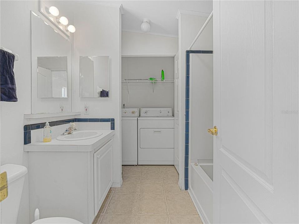 For Sale: $153,000 (2 beds, 2 baths, 1152 Square Feet)