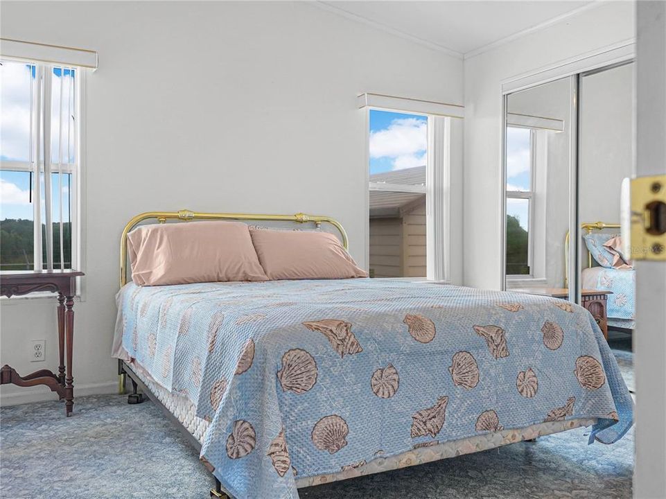 For Sale: $153,000 (2 beds, 2 baths, 1152 Square Feet)