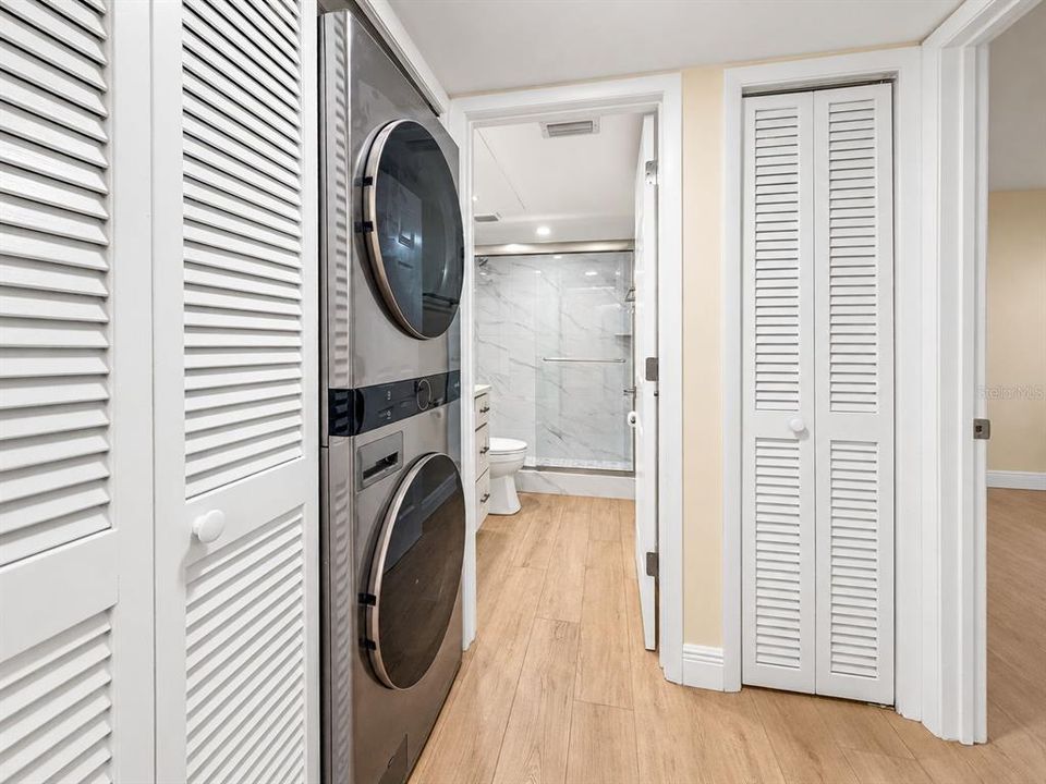 En Venta: $239,000 (2 camas, 2 baños, 1250 Pies cuadrados)