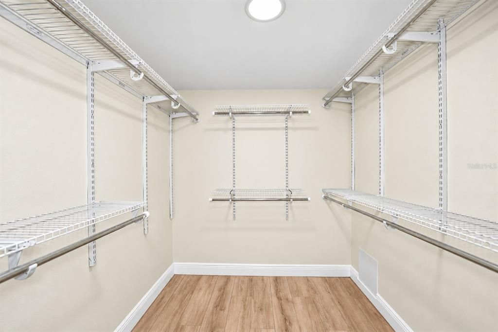 En Venta: $239,000 (2 camas, 2 baños, 1250 Pies cuadrados)
