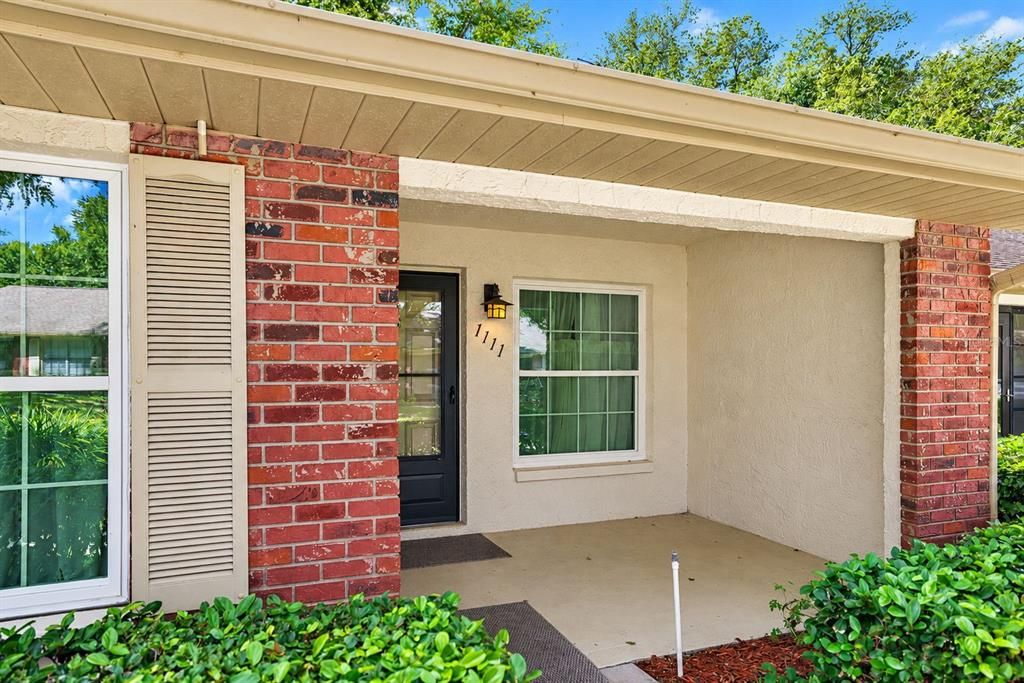For Sale: $189,000 (2 beds, 1 baths, 680 Square Feet)