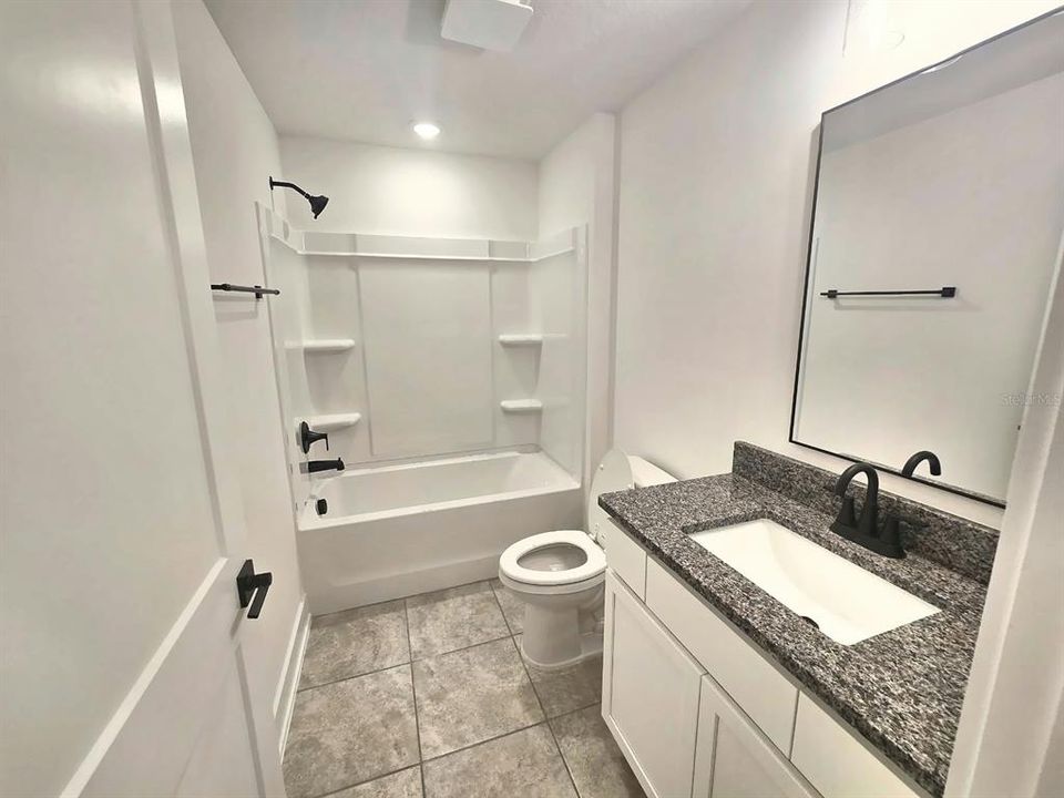 На продажу: $391,900 (3 спален, 2 ванн, 1780 Квадратных фут)