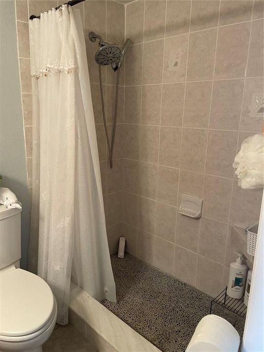 For Sale: $579,900 (1 beds, 1 baths, 750 Square Feet)