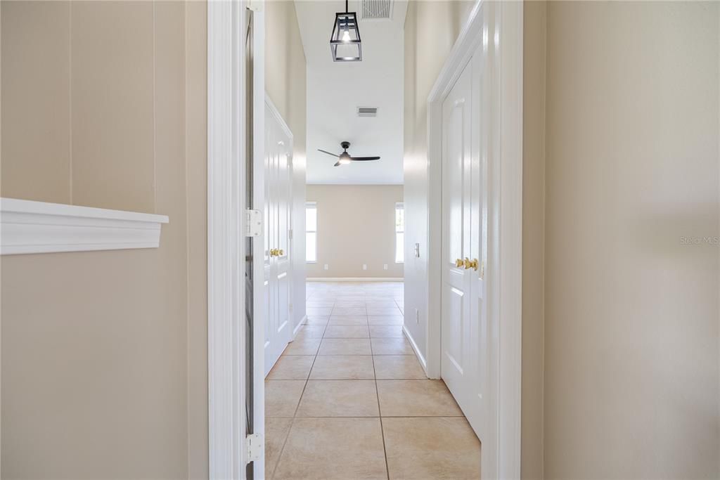 For Rent: $2,850 (4 beds, 2 baths, 1936 Square Feet)