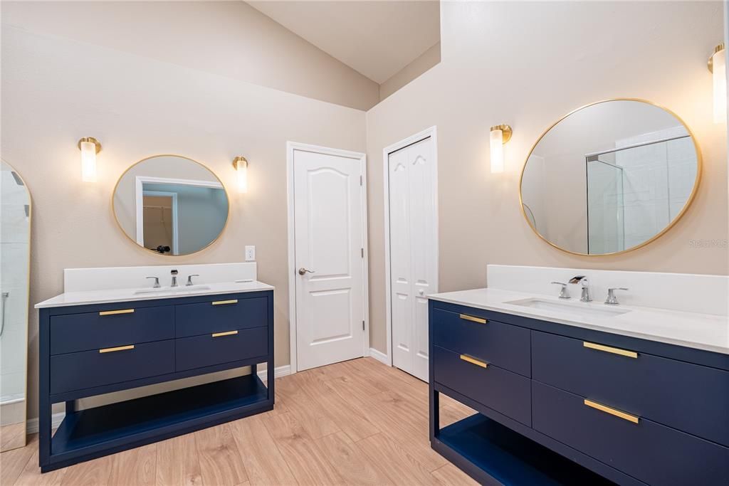 For Rent: $2,850 (4 beds, 2 baths, 1936 Square Feet)