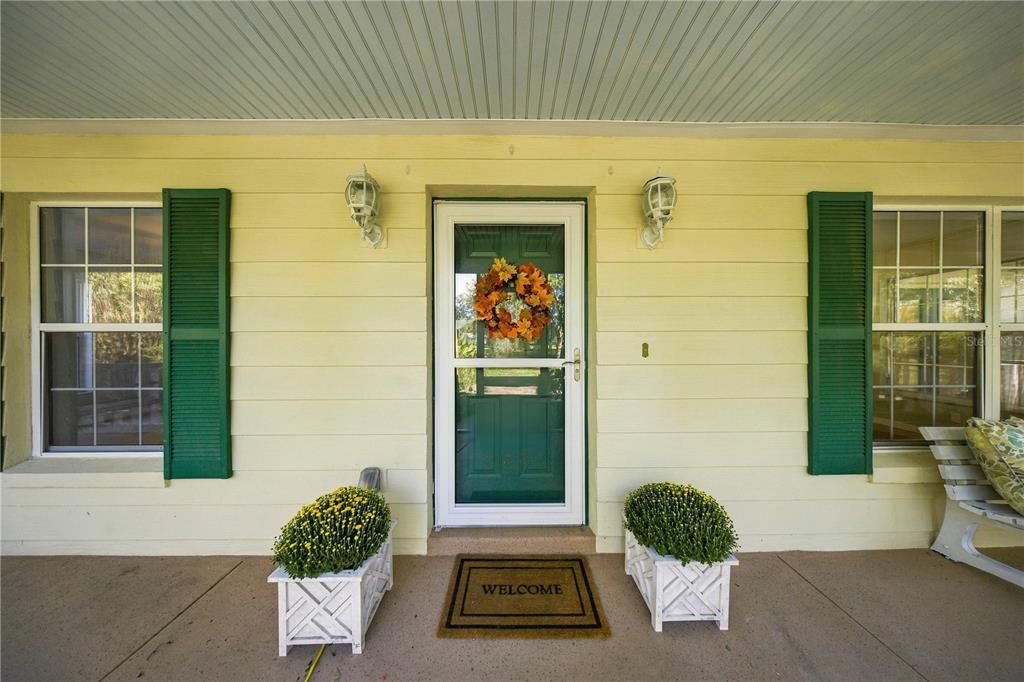 En Venta: $779,900 (3 camas, 2 baños, 3042 Pies cuadrados)