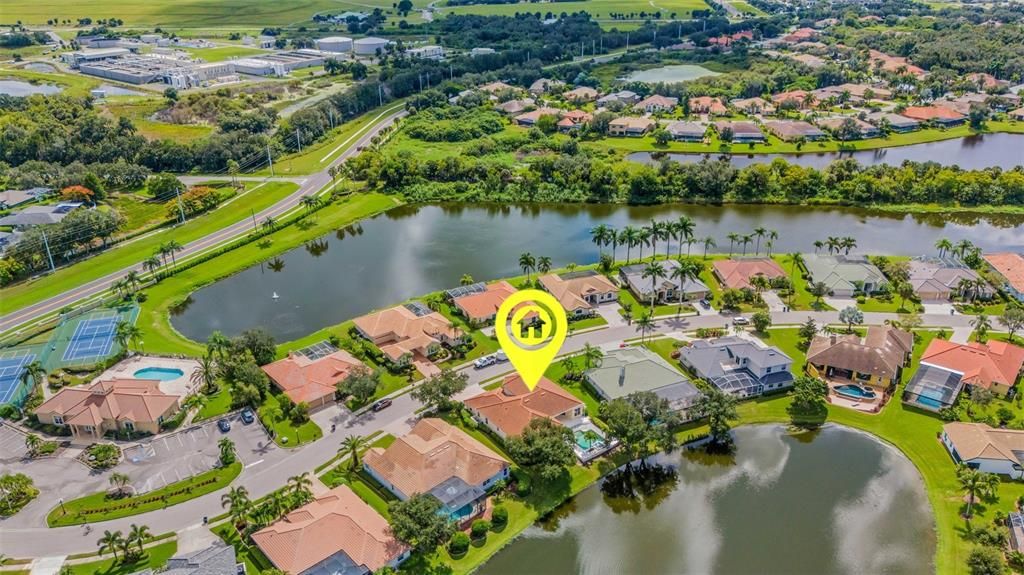 En Venta: $649,000 (3 camas, 3 baños, 2991 Pies cuadrados)