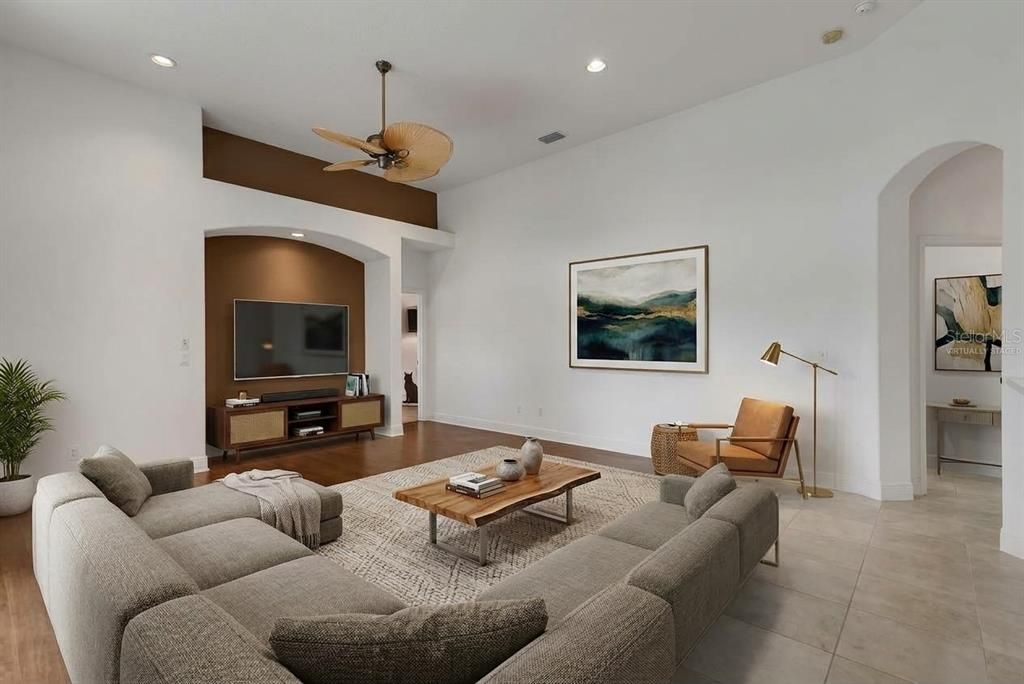 En Venta: $649,000 (3 camas, 3 baños, 2991 Pies cuadrados)