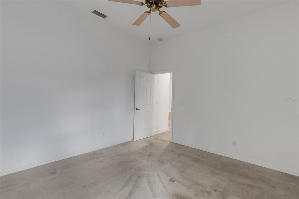 En Venta: $649,000 (3 camas, 3 baños, 2991 Pies cuadrados)