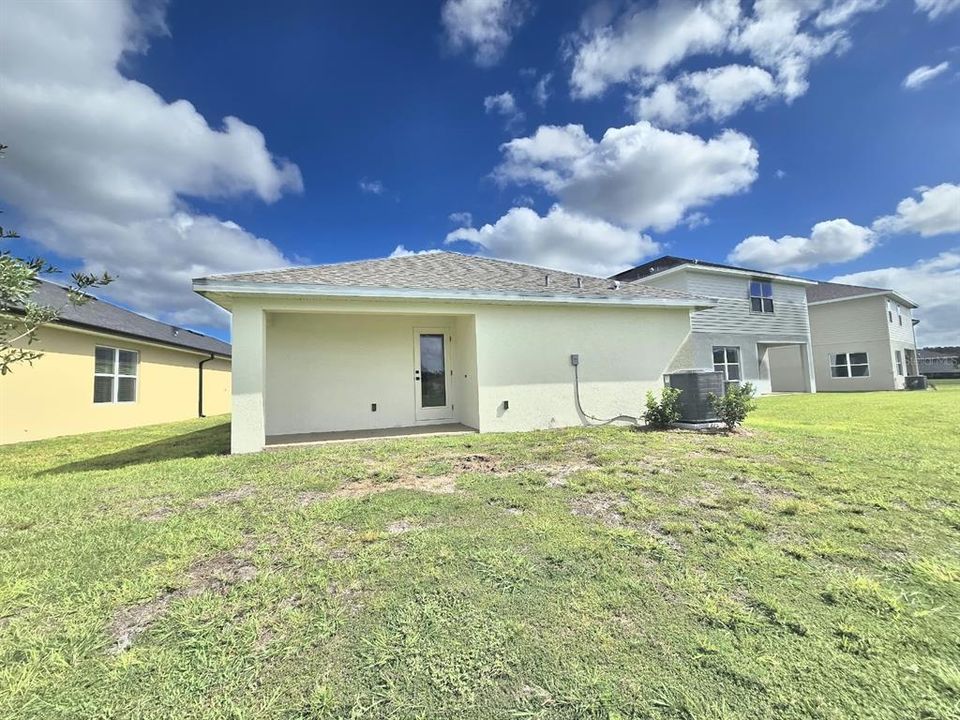For Sale: $349,900 (3 beds, 2 baths, 1415 Square Feet)