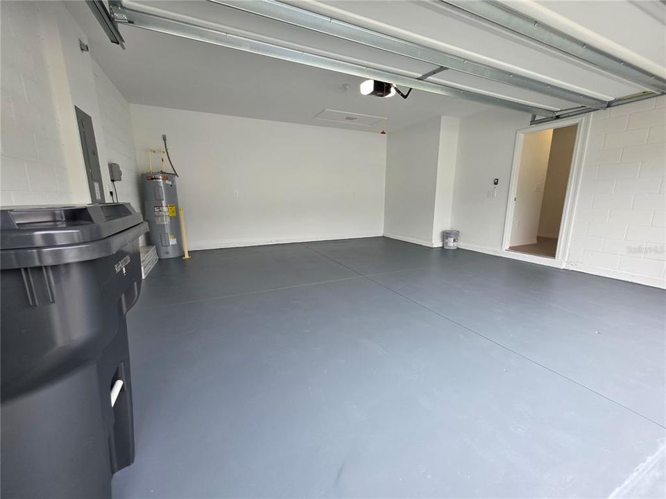 For Rent: $2,250 (4 beds, 2 baths, 1665 Square Feet)
