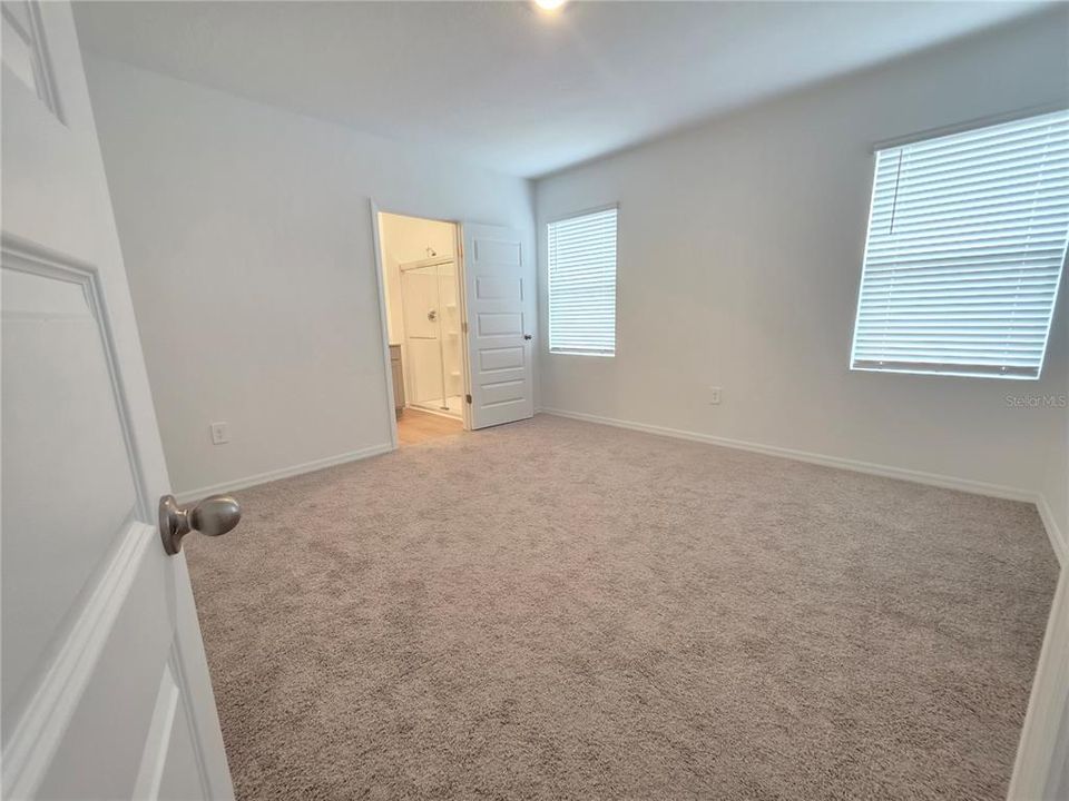 For Rent: $2,250 (4 beds, 2 baths, 1665 Square Feet)