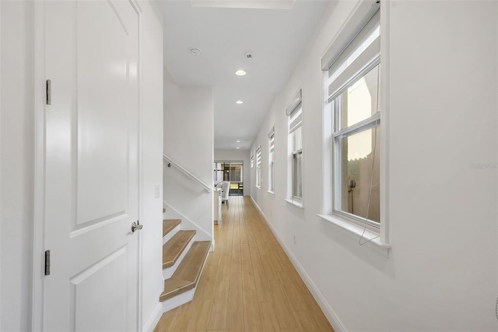 En Venta: $980,000 (4 camas, 3 baños, 2692 Pies cuadrados)
