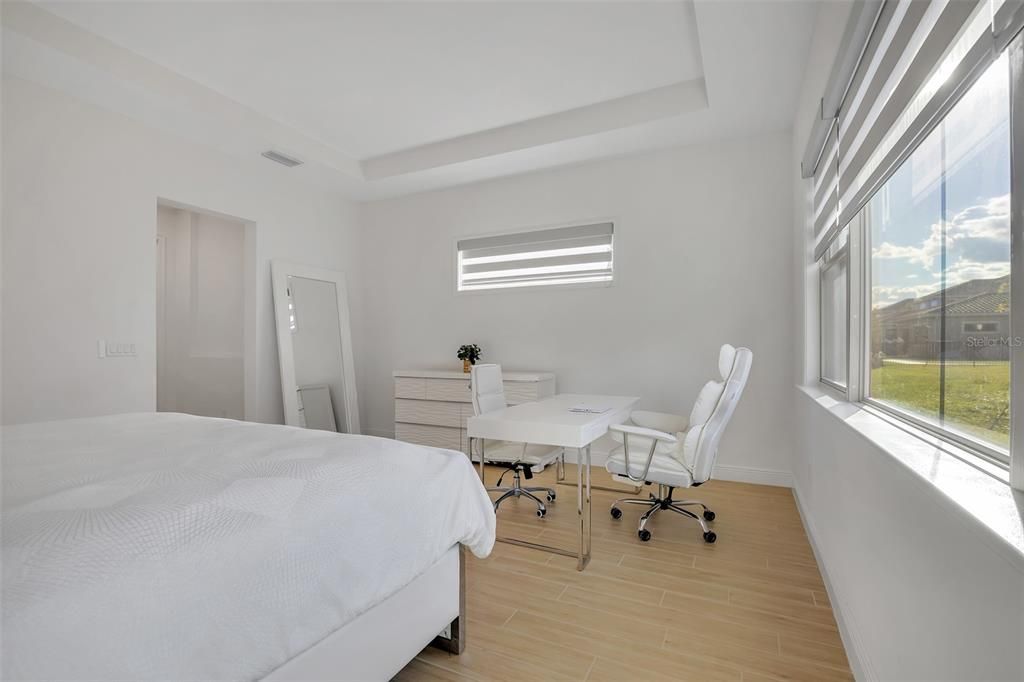 En Venta: $980,000 (4 camas, 3 baños, 2692 Pies cuadrados)