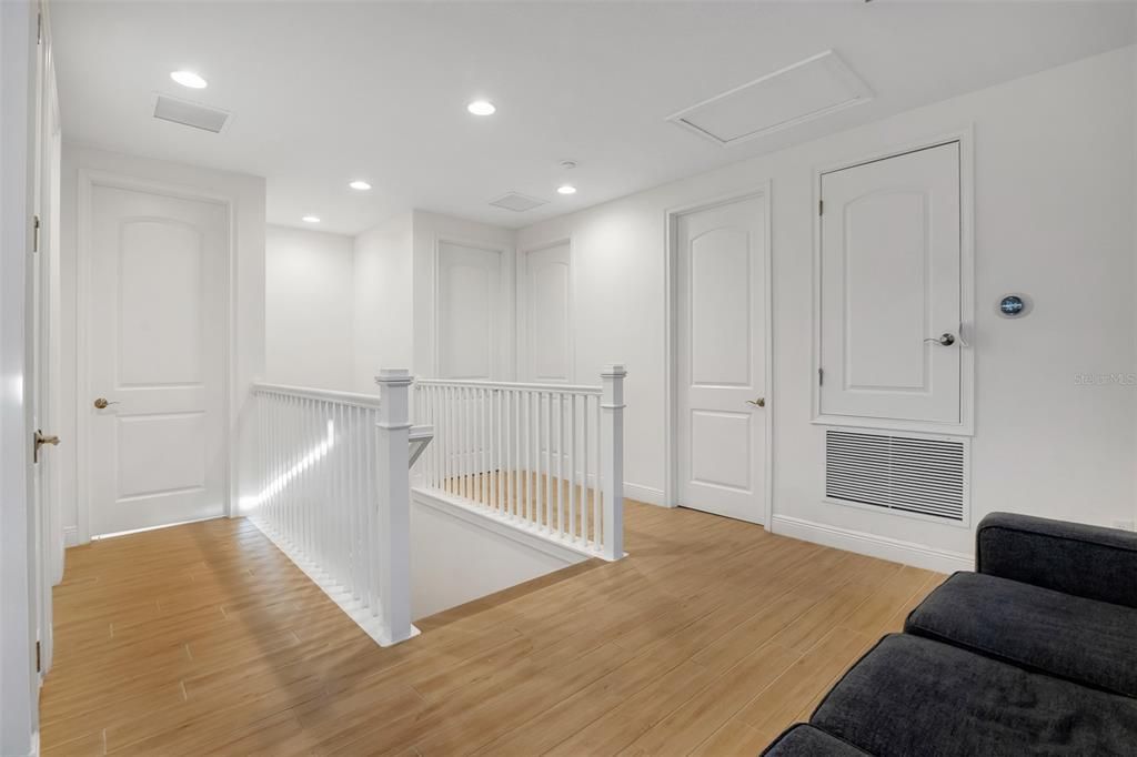 En Venta: $980,000 (4 camas, 3 baños, 2692 Pies cuadrados)