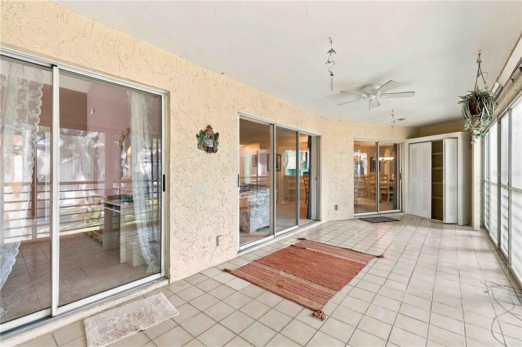 For Sale: $245,000 (3 beds, 2 baths, 1547 Square Feet)