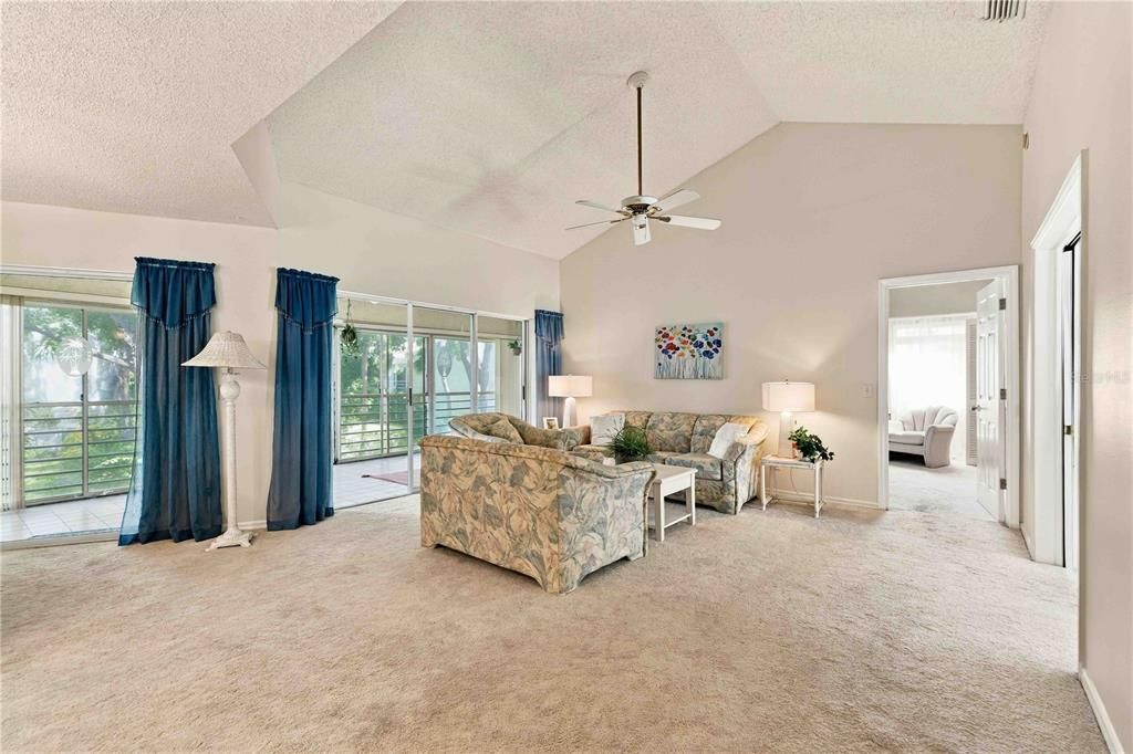 For Sale: $245,000 (3 beds, 2 baths, 1547 Square Feet)