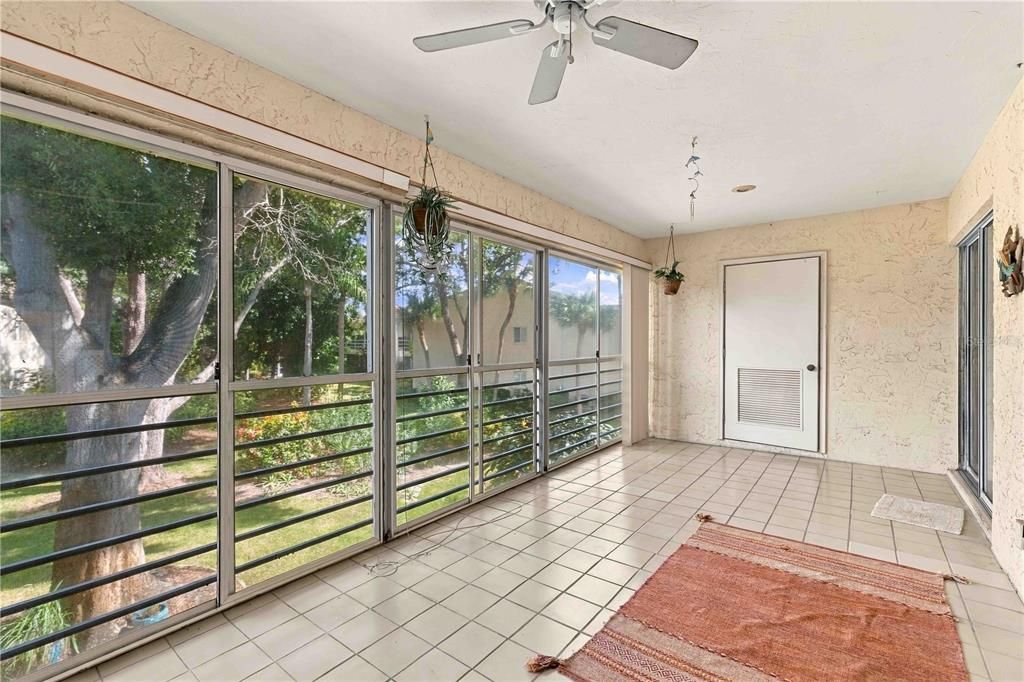 For Sale: $245,000 (3 beds, 2 baths, 1547 Square Feet)