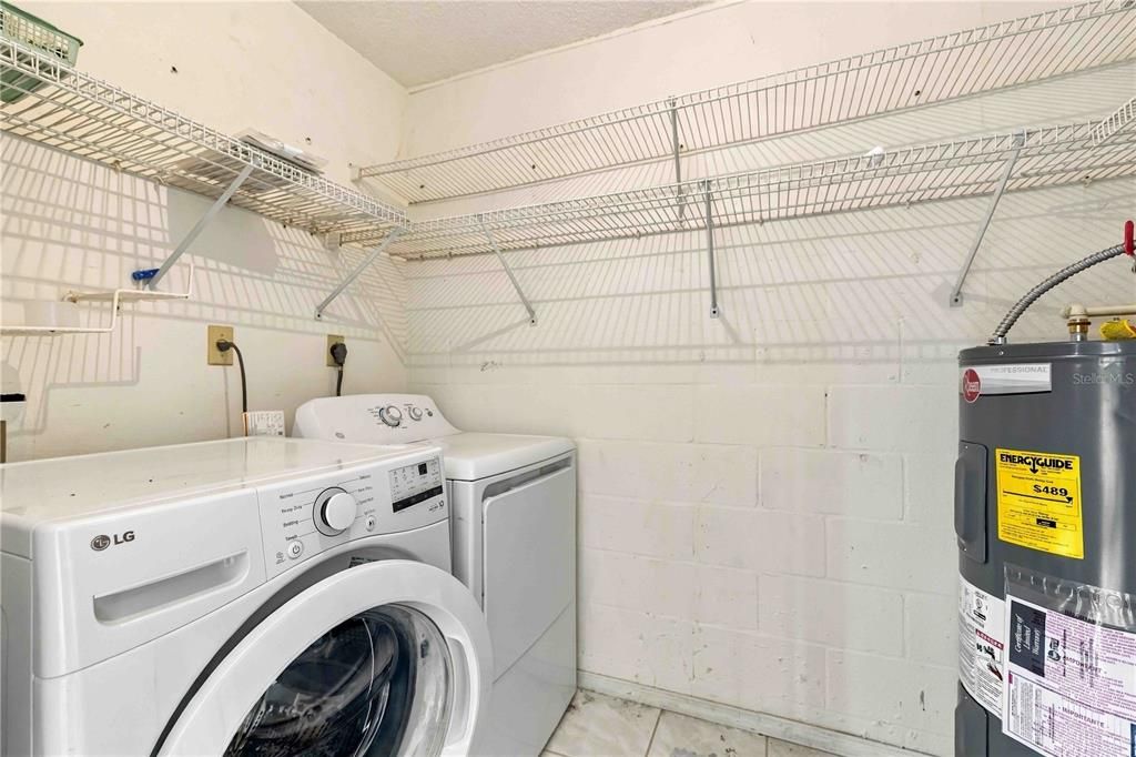 For Sale: $245,000 (3 beds, 2 baths, 1547 Square Feet)
