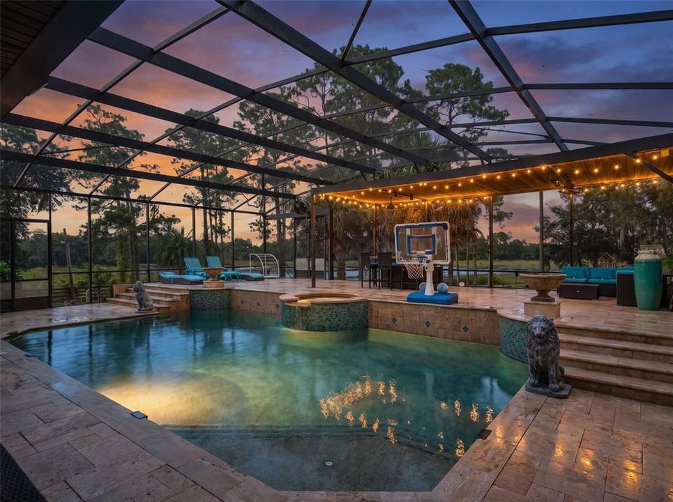 For Sale: $899,000 (4 beds, 3 baths, 2679 Square Feet)