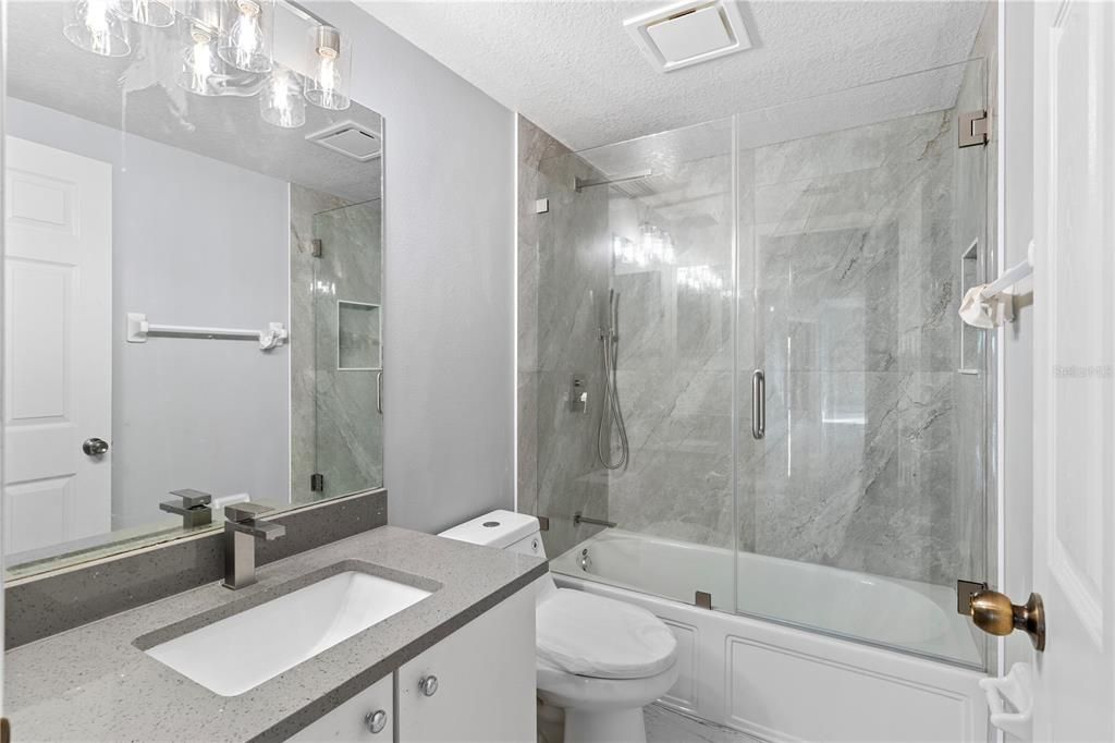 For Sale: $350,000 (3 beds, 2 baths, 1486 Square Feet)