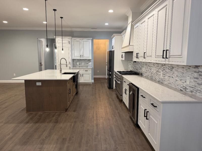 For Sale: $779,000 (4 beds, 4 baths, 2811 Square Feet)