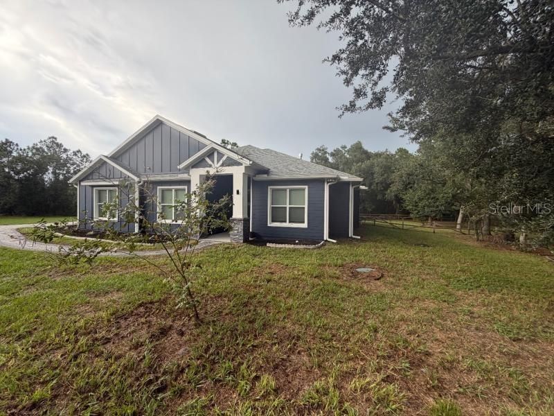 For Sale: $779,000 (4 beds, 4 baths, 2811 Square Feet)