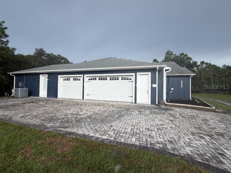For Sale: $779,000 (4 beds, 4 baths, 2811 Square Feet)