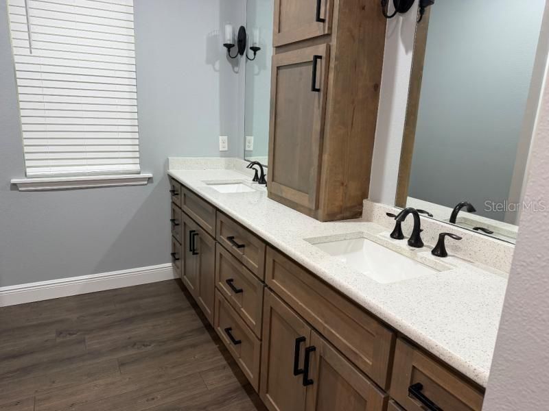 For Sale: $779,000 (4 beds, 4 baths, 2811 Square Feet)