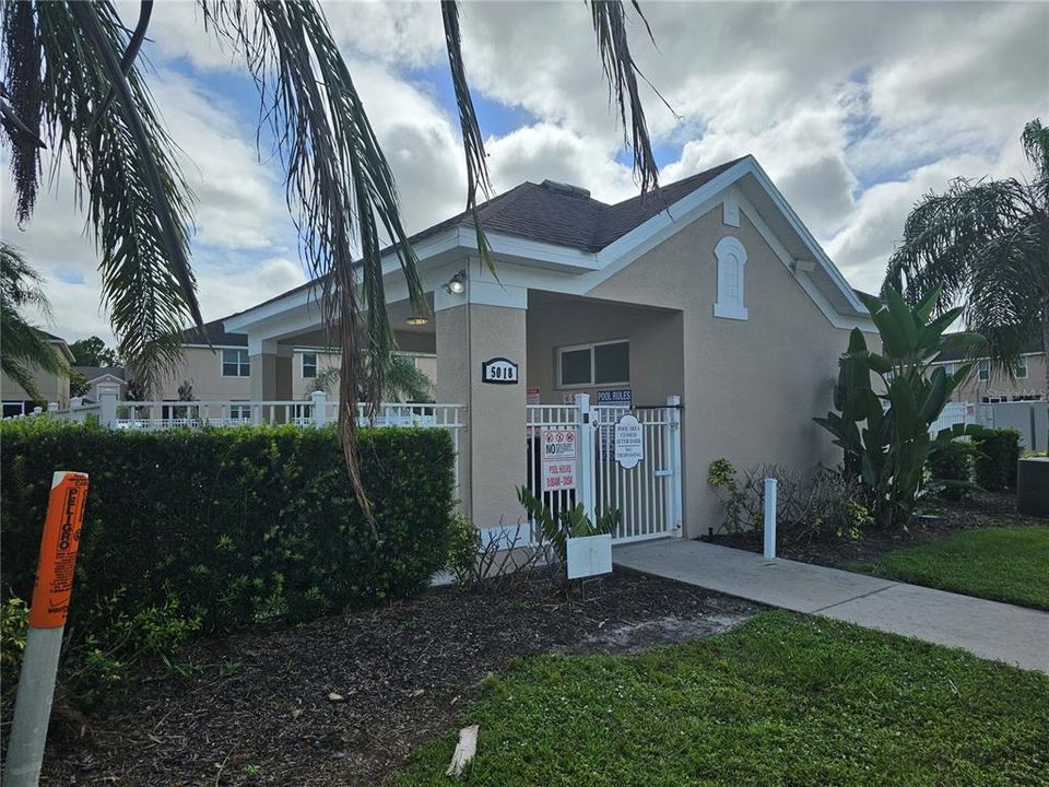 For Rent: $2,250 (3 beds, 2 baths, 1650 Square Feet)