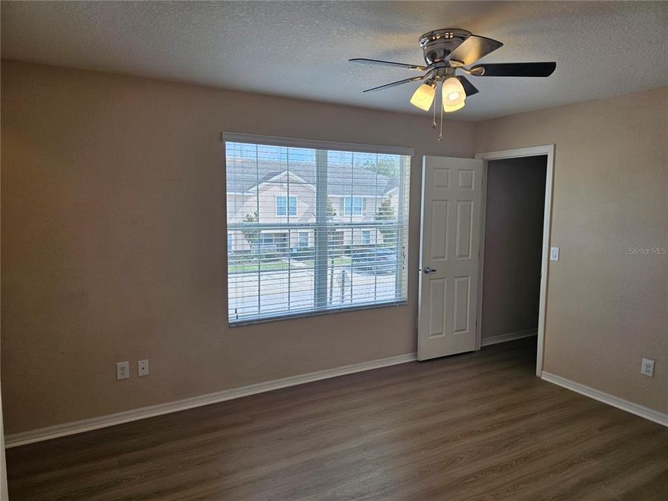 For Rent: $2,250 (3 beds, 2 baths, 1650 Square Feet)