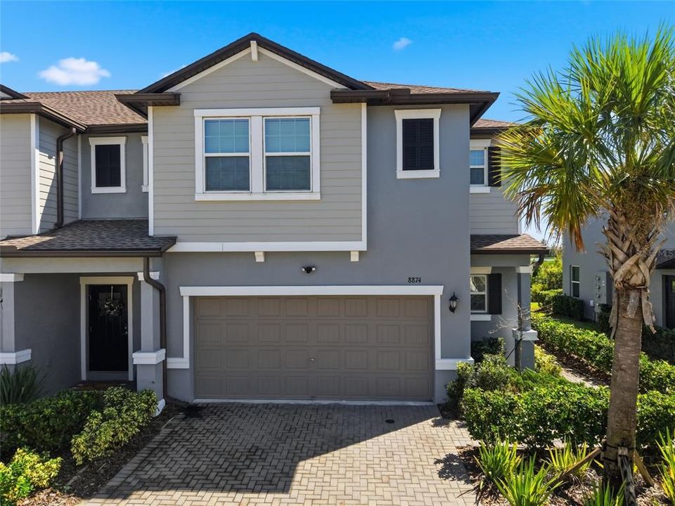 For Sale: $295,000 (3 beds, 2 baths, 1861 Square Feet)