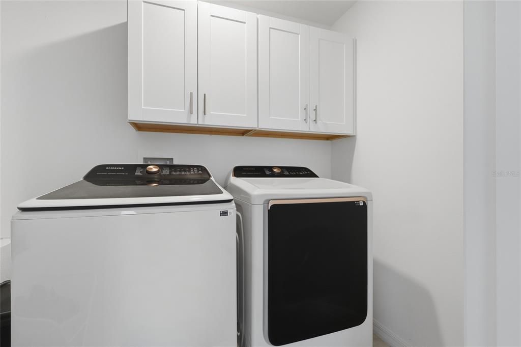 For Sale: $295,000 (3 beds, 2 baths, 1861 Square Feet)
