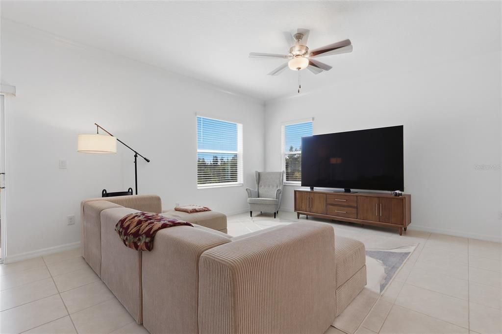 For Sale: $295,000 (3 beds, 2 baths, 1861 Square Feet)