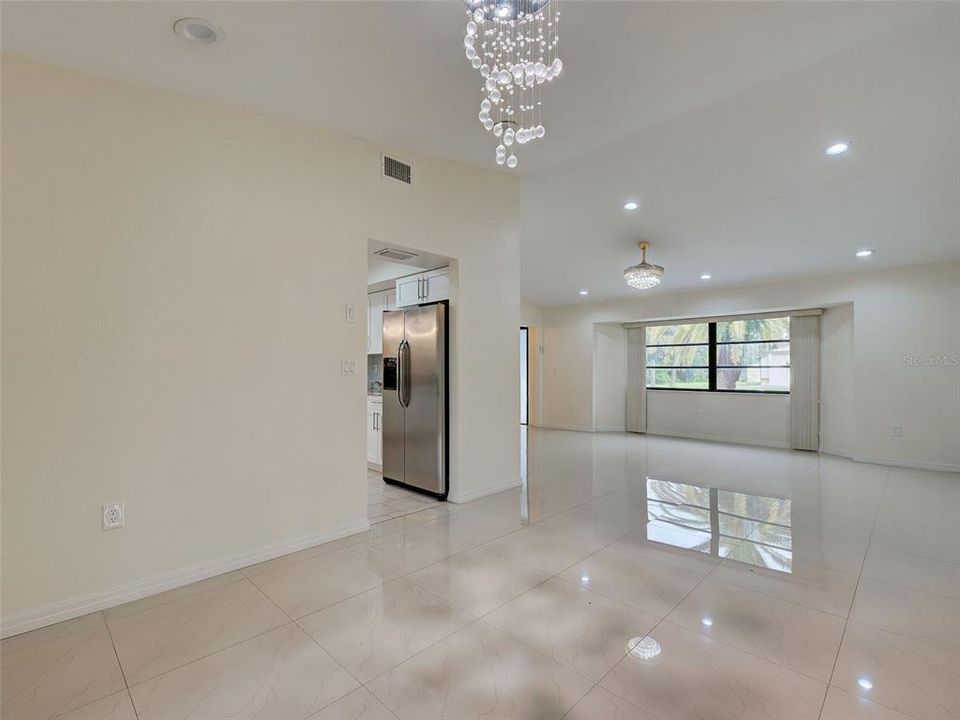 En Venta: $375,000 (3 camas, 2 baños, 1889 Pies cuadrados)