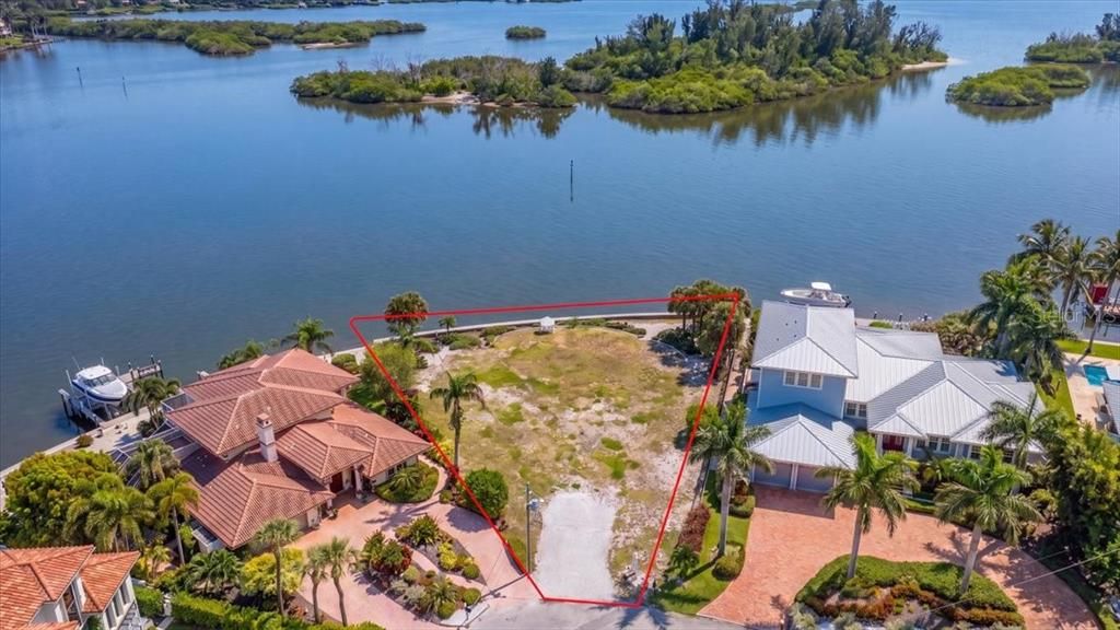 待售: $3,695,000 (0.26 acres)