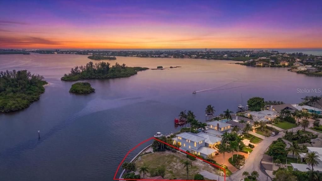 待售: $3,695,000 (0.26 acres)