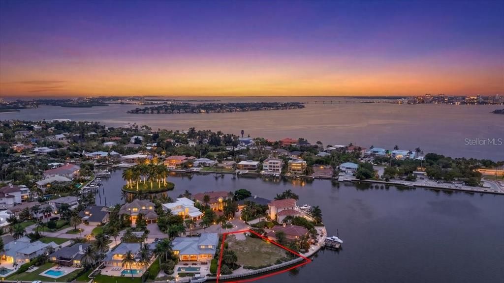 待售: $3,695,000 (0.26 acres)