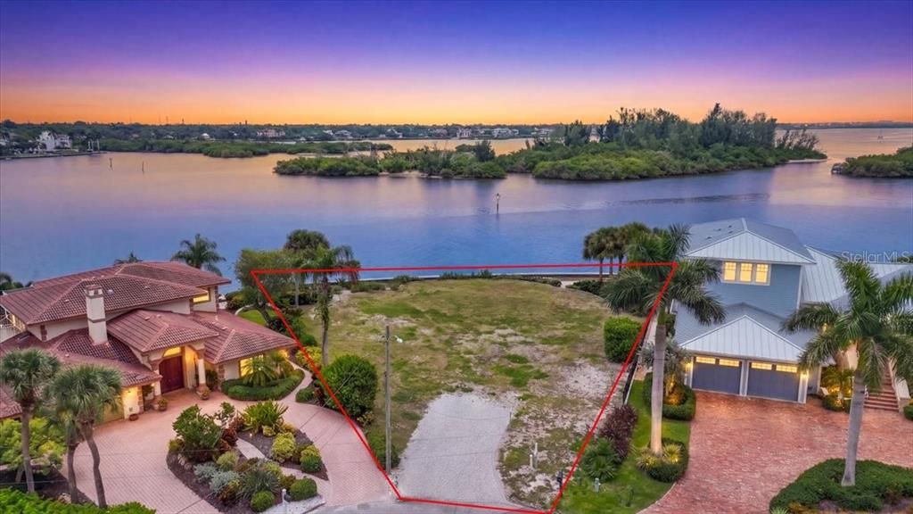待售: $3,695,000 (0.26 acres)
