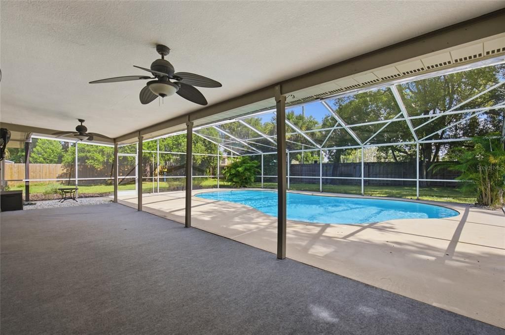 En Venta: $599,000 (4 camas, 2 baños, 2084 Pies cuadrados)